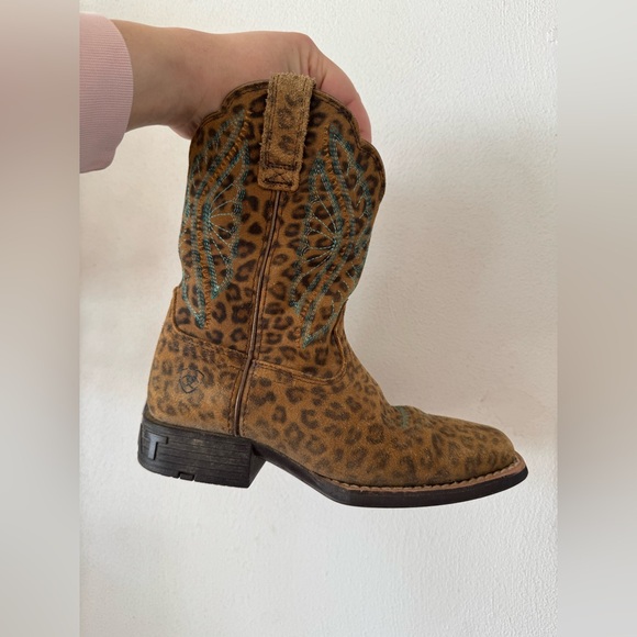 Primetime Easy Fit Cheetah Print Ariat Girls Cowgirl Boots Youth 13 - Picture 2 of 6